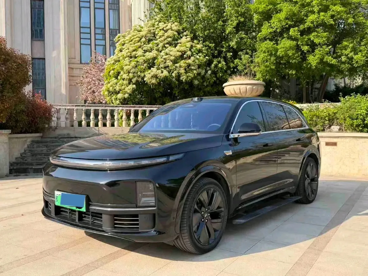 2025 Li L7 Range Extended 154HP REEV,autocango,china used car exporter,china ev exporter,chinese used car exporter,chinese used ev exporter