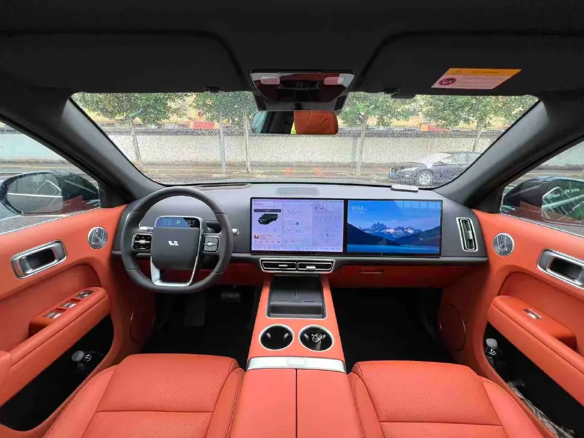 2025 Li L7 Range Extended 154HP REEV,autocango,china used car exporter,china ev exporter,chinese used car exporter,chinese used ev exporter