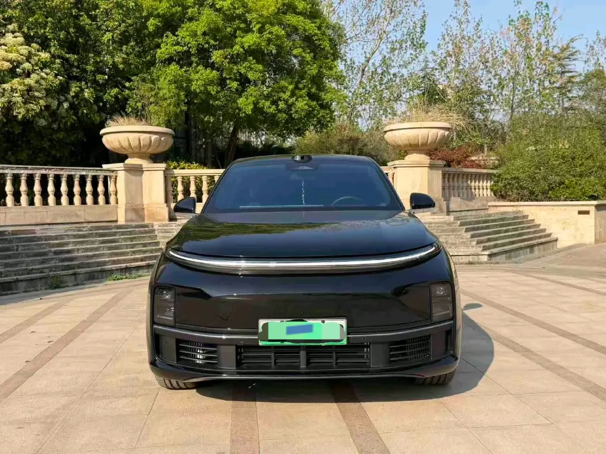 2025 Li L7 Range Extended 154HP REEV,autocango,china used car exporter,china ev exporter,chinese used car exporter,chinese used ev exporter