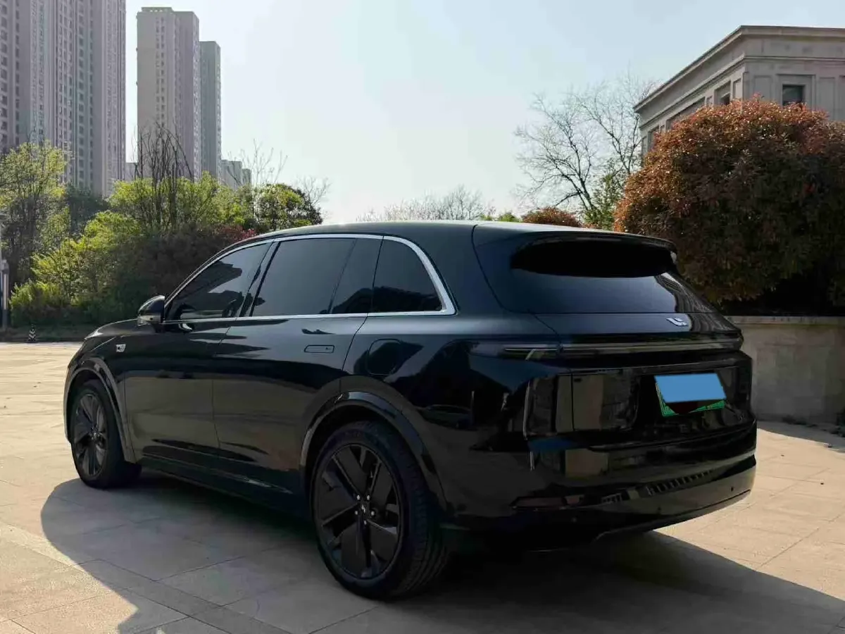 2025 Li L7 Range Extended 154HP REEV,autocango,china used car exporter,china ev exporter,chinese used car exporter,chinese used ev exporter