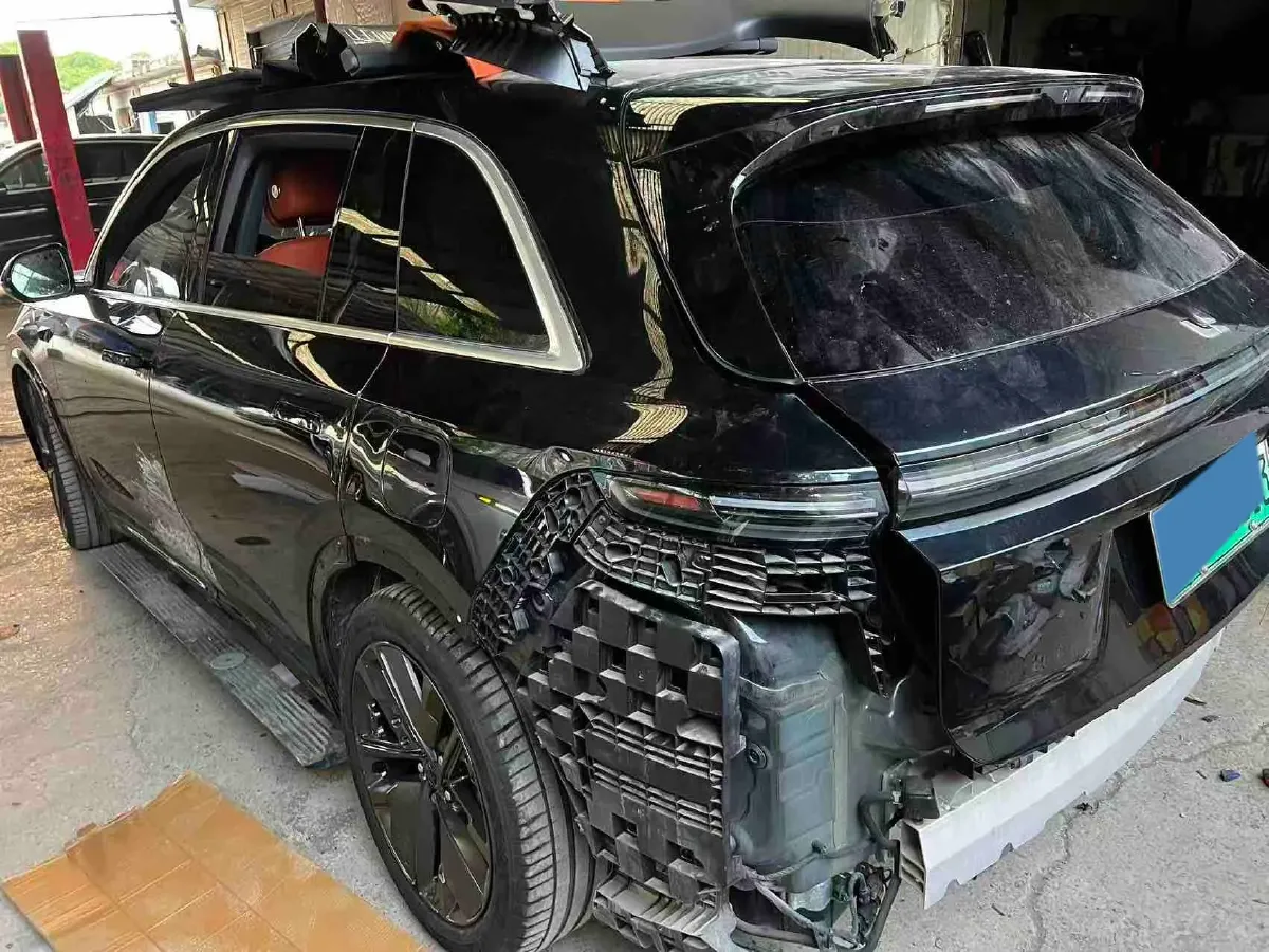 2025 Li L7 Range Extended 154HP REEV,autocango,china used car exporter,china ev exporter,chinese used car exporter,chinese used ev exporter