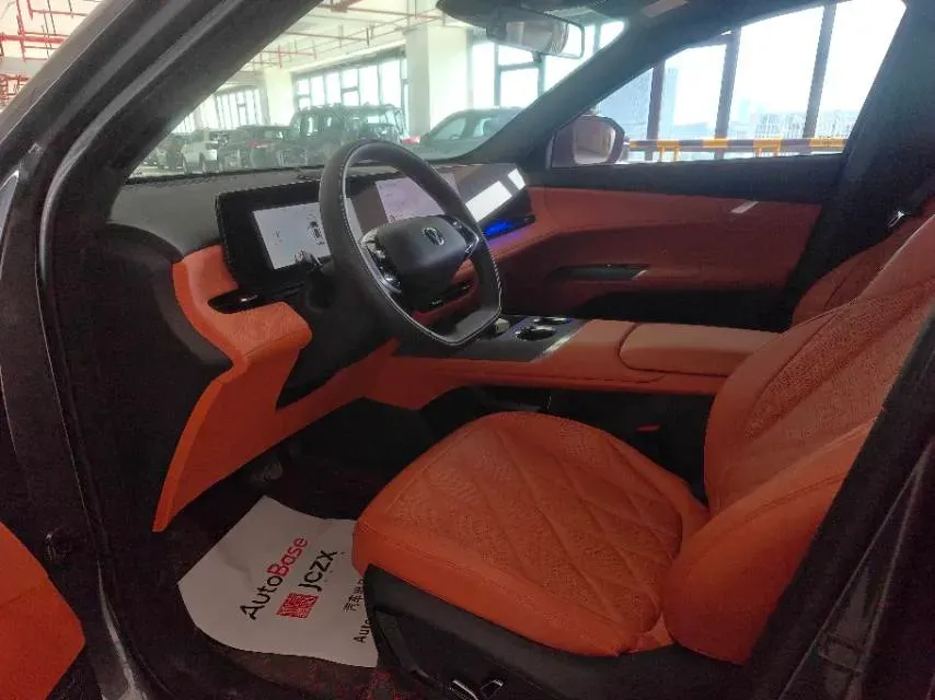 2025 ChangAn CS75 Plus 1.5T 192HP L4 8AT,autocango,china used car exporter,china ev exporter,chinese used car exporter,chinese used ev exporter