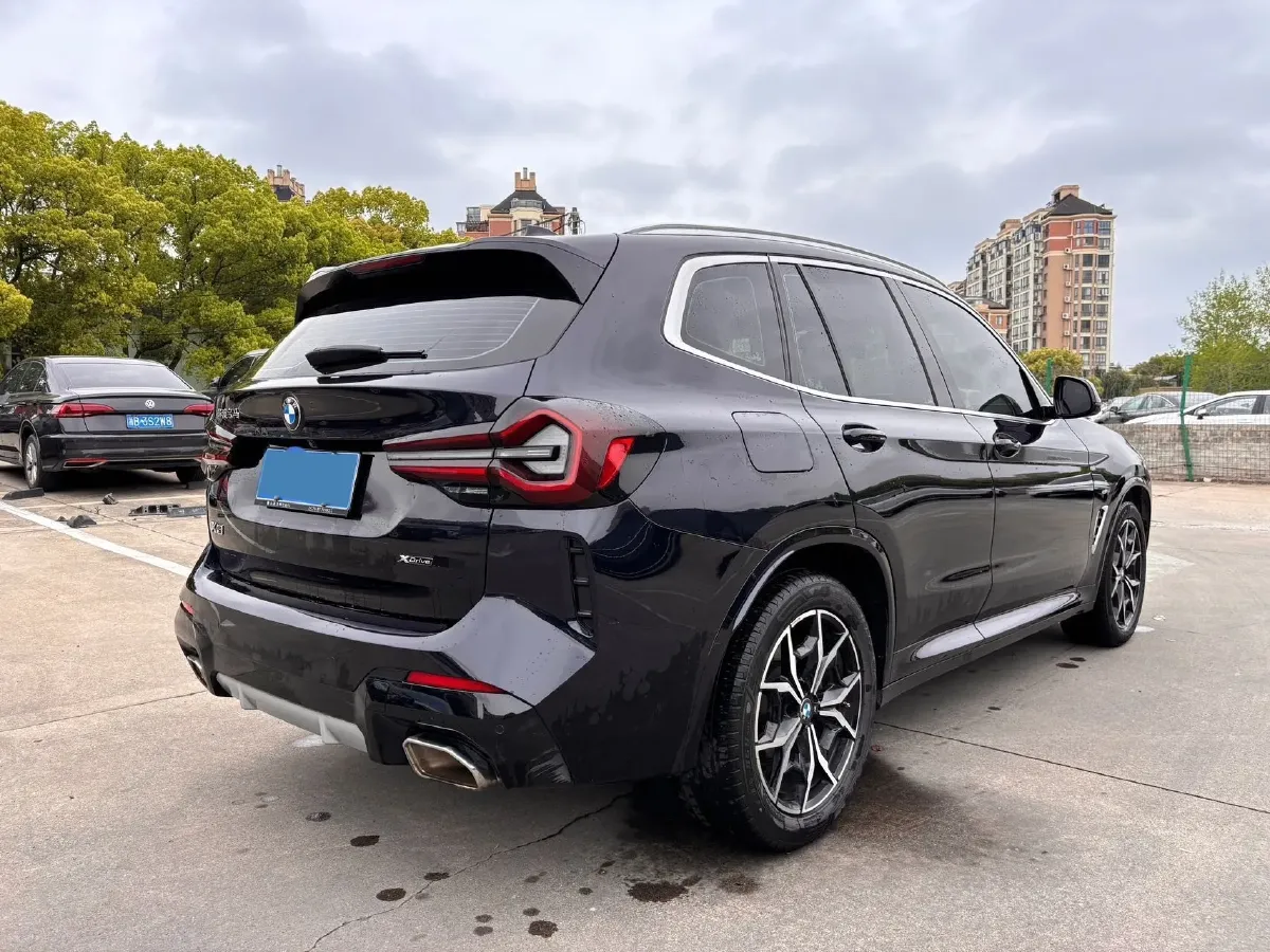2022 BMW X3 2.0T 184HP L4 8AT,autocango,china used car exporter,china ev exporter,chinese used car exporter,chinese used ev exporter