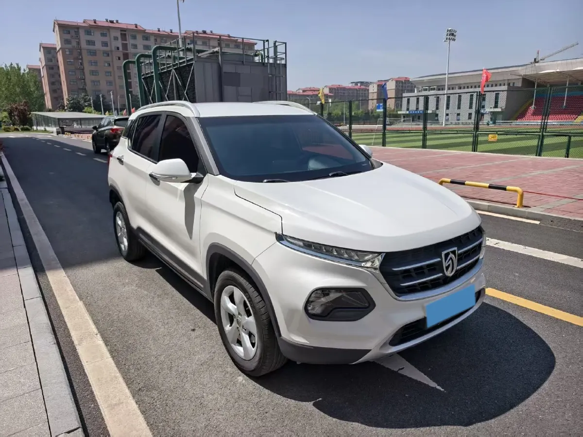 2017 BaoJun 510 1.5L 112HP L4 6MT,autocango,china used car exporter,china ev exporter,chinese used car exporter,chinese used ev exporter