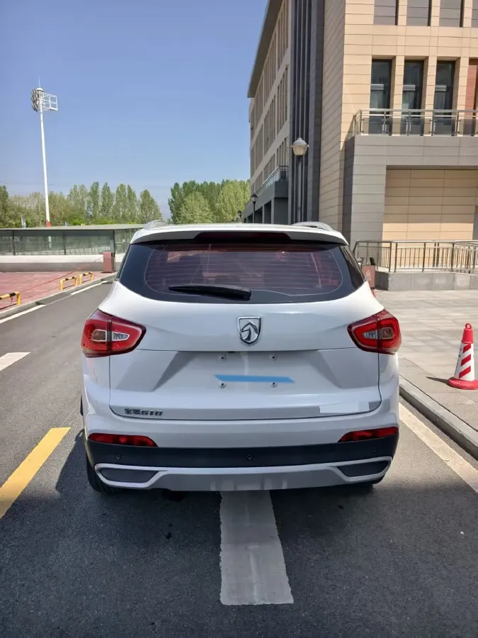 2017 BaoJun 510 1.5L 112HP L4 6MT,autocango,china used car exporter,china ev exporter,chinese used car exporter,chinese used ev exporter