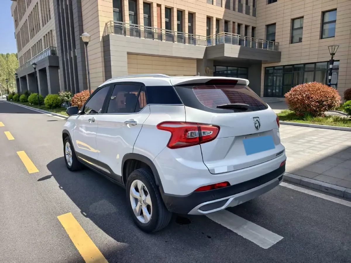 2017 BaoJun 510 1.5L 112HP L4 6MT,autocango,china used car exporter,china ev exporter,chinese used car exporter,chinese used ev exporter