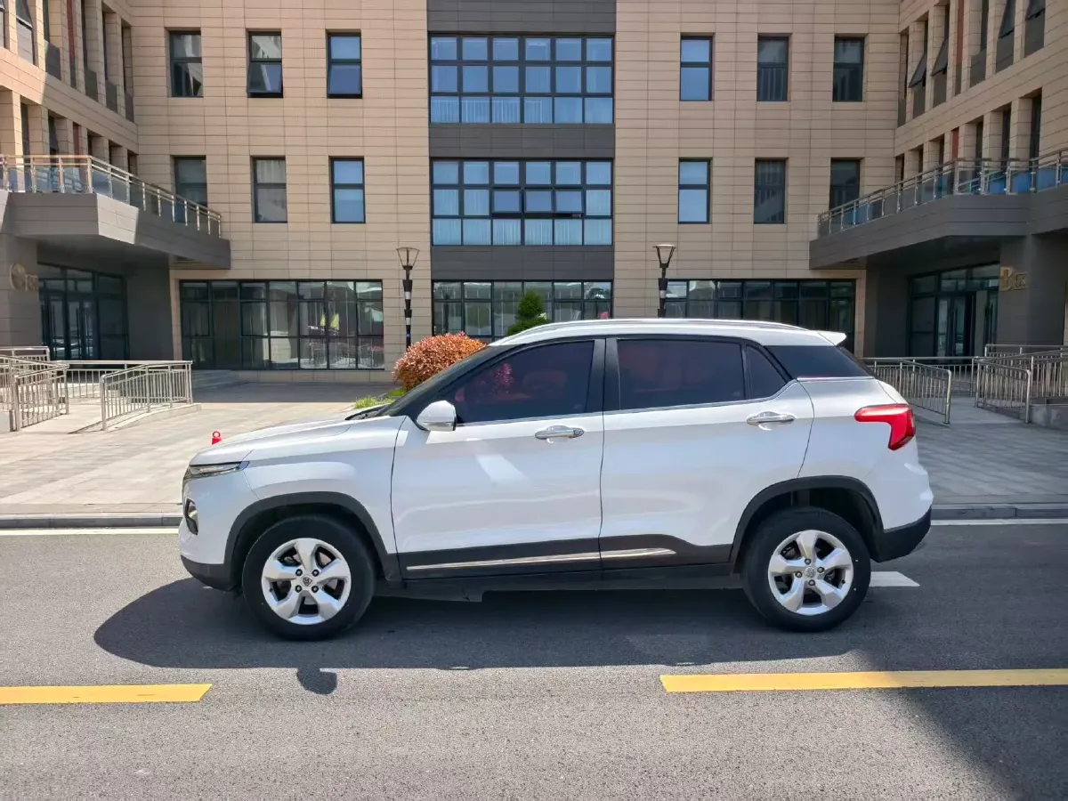 2017 BaoJun 510 1.5L 112HP L4 6MT,autocango,china used car exporter,china ev exporter,chinese used car exporter,chinese used ev exporter