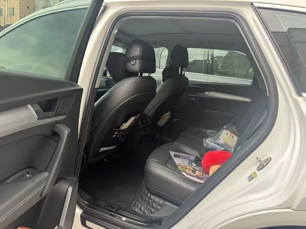 2018 Audi Q5L 2.0T 252HP L4 7DCT,autocango,china used car exporter,china ev exporter,chinese used car exporter,chinese used ev exporter