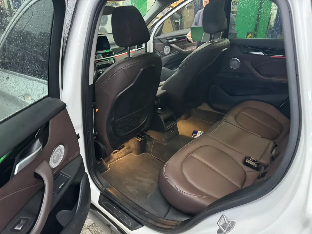 2021 BMW X1 1.5T 140HP L3 7DCT,autocango,china used car exporter,china ev exporter,chinese used car exporter,chinese used ev exporter