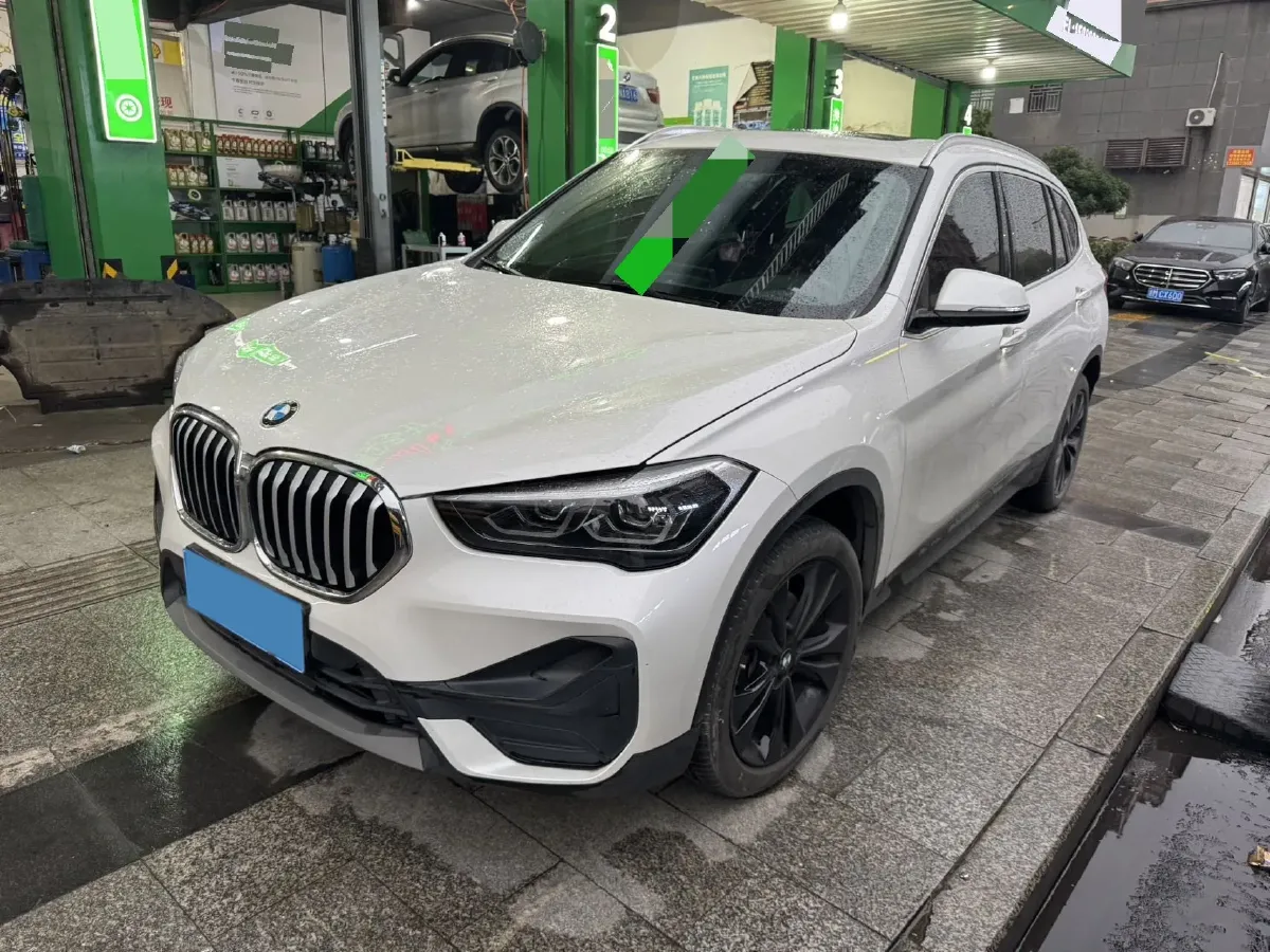 2021 BMW X1 1.5T 140HP L3 7DCT,autocango,china used car exporter,china ev exporter,chinese used car exporter,chinese used ev exporter