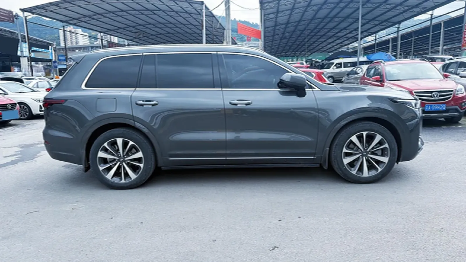 2020 Li ONE Range Extended 131HP REEV 40.5KWH,autocango,china used car exporter,china ev exporter,chinese used car exporter,chinese used ev exporter