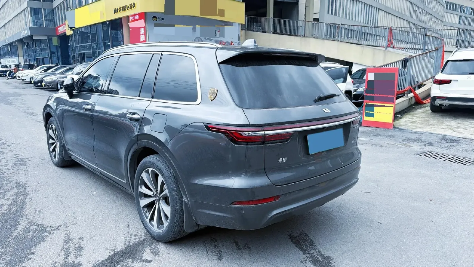2020 Li ONE Range Extended 131HP REEV 40.5KWH,autocango,china used car exporter,china ev exporter,chinese used car exporter,chinese used ev exporter