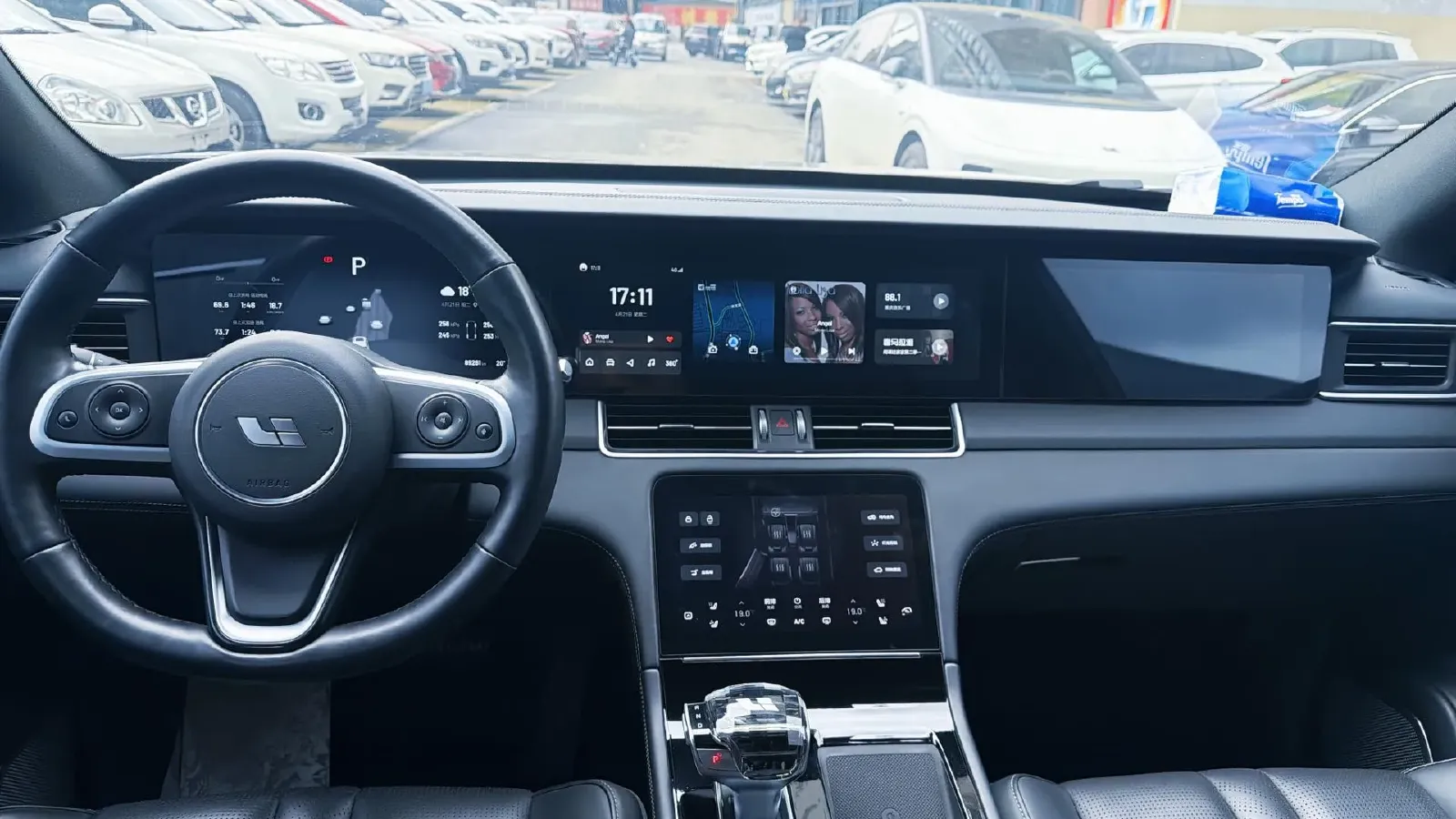 2020 Li ONE Range Extended 131HP REEV 40.5KWH,autocango,china used car exporter,china ev exporter,chinese used car exporter,chinese used ev exporter