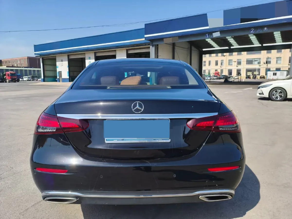 2022 Mercedes-Benz E Class 2.0T 197HP L4 9AT,autocango,china used car exporter,china ev exporter,chinese used car exporter,chinese used ev exporter