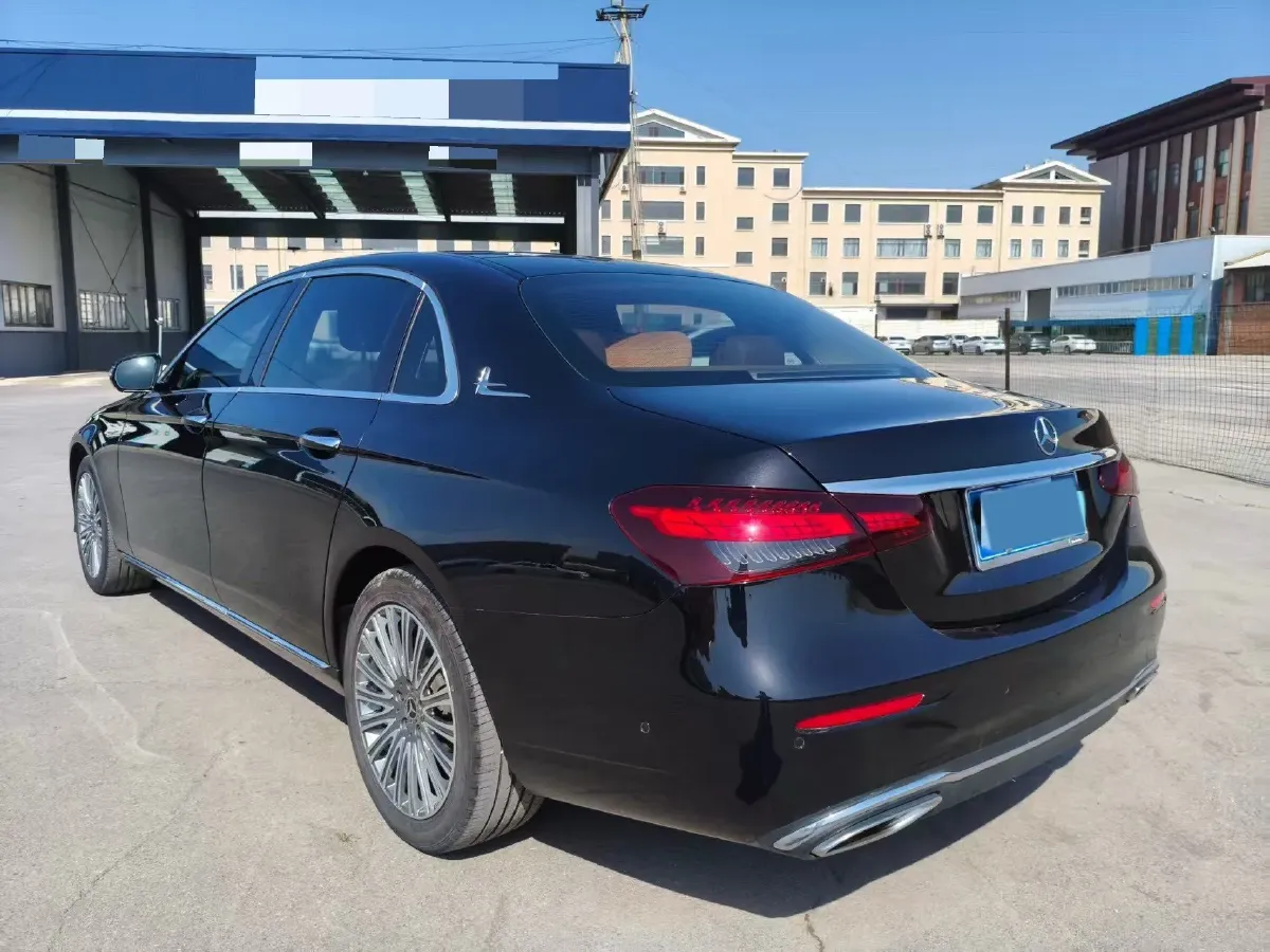2022 Mercedes-Benz E Class 2.0T 197HP L4 9AT,autocango,china used car exporter,china ev exporter,chinese used car exporter,chinese used ev exporter