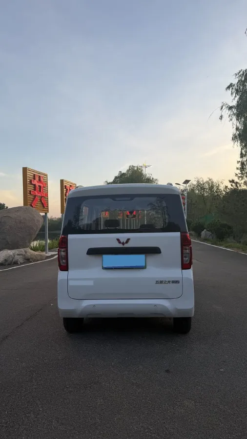 2025 WuLing ZhiGuang BEV 17.7KWH,autocango,china used car exporter,china ev exporter,chinese used car exporter,chinese used ev exporter