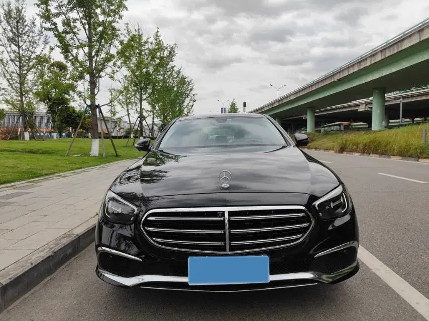 2023 Mercedes-Benz E Class 2.0T 258HP L4 9AT,autocango,china used car exporter,china ev exporter,chinese used car exporter,chinese used ev exporter