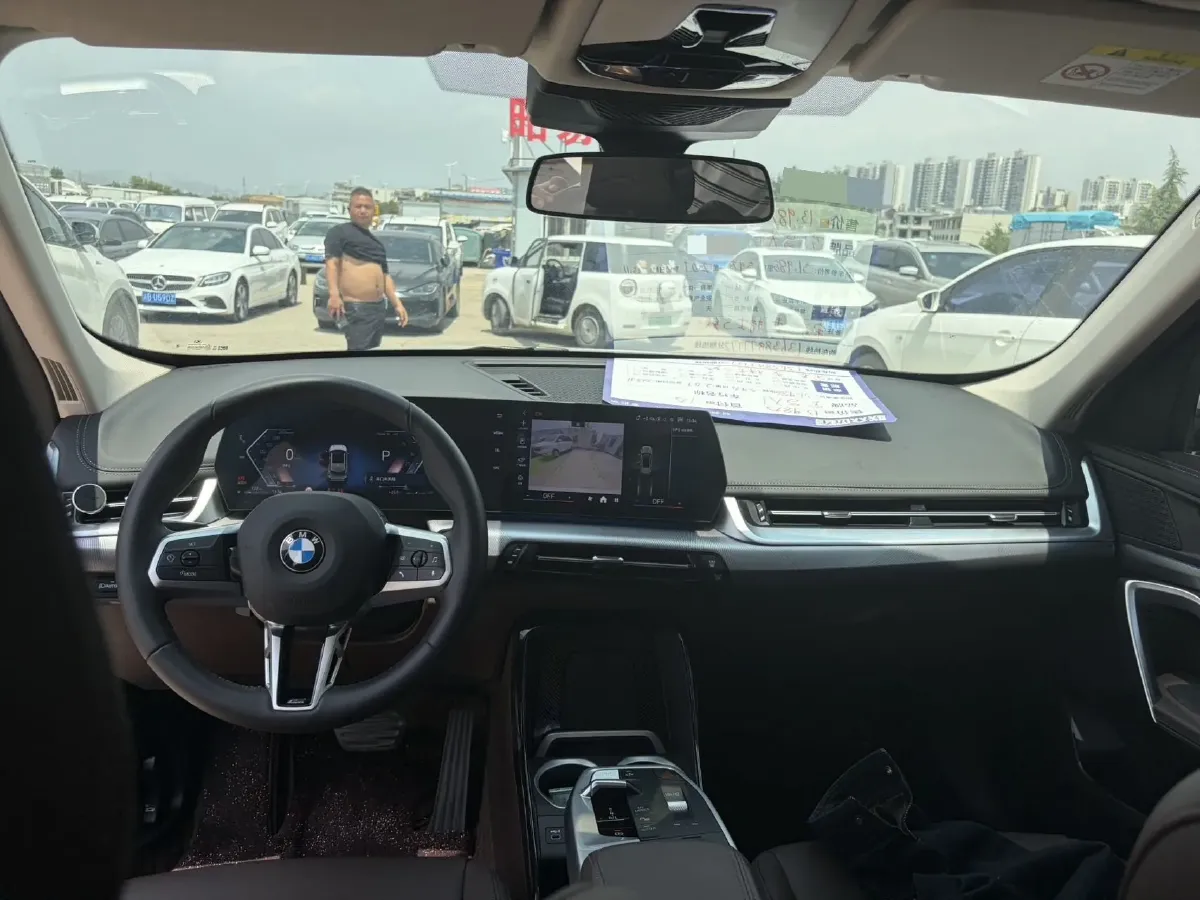 2024 BMW X1 2.0T 204HP L4 7DCT,autocango,china used car exporter,china ev exporter,chinese used car exporter,chinese used ev exporter