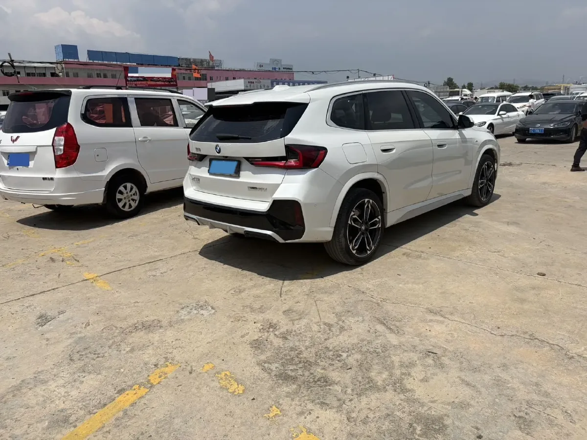 2024 BMW X1 2.0T 204HP L4 7DCT,autocango,china used car exporter,china ev exporter,chinese used car exporter,chinese used ev exporter