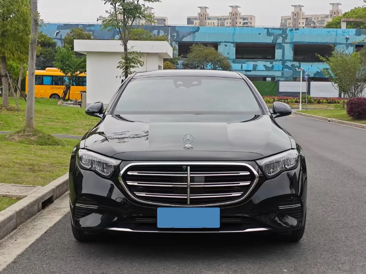 2024 Mercedes-Benz E Class 2.0T 258HP L4 9AT,autocango,china used car exporter,china ev exporter,chinese used car exporter,chinese used ev exporter