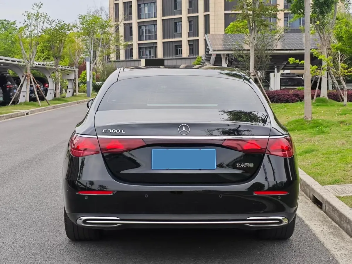 2024 Mercedes-Benz E Class 2.0T 258HP L4 9AT,autocango,china used car exporter,china ev exporter,chinese used car exporter,chinese used ev exporter