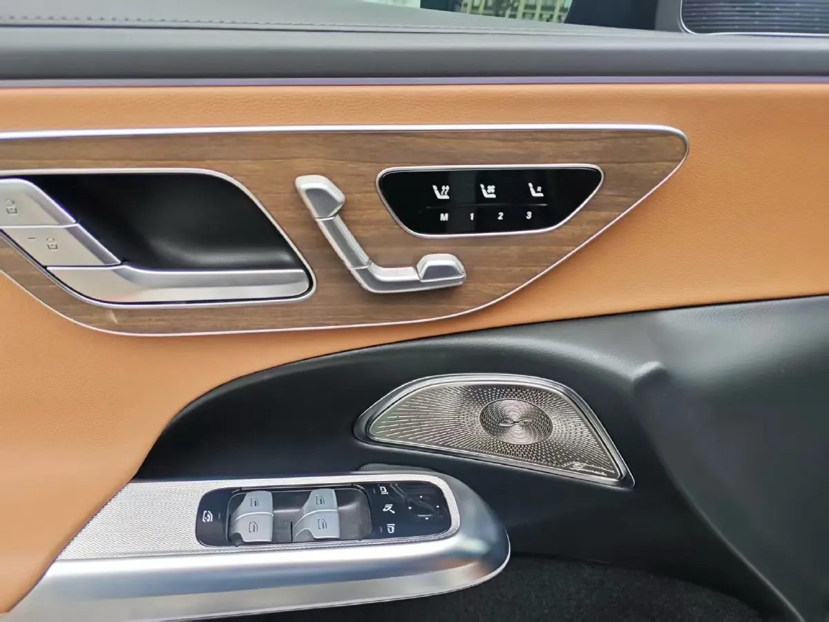 2024 Mercedes-Benz E Class 2.0T 258HP L4 9AT,autocango,china used car exporter,china ev exporter,chinese used car exporter,chinese used ev exporter