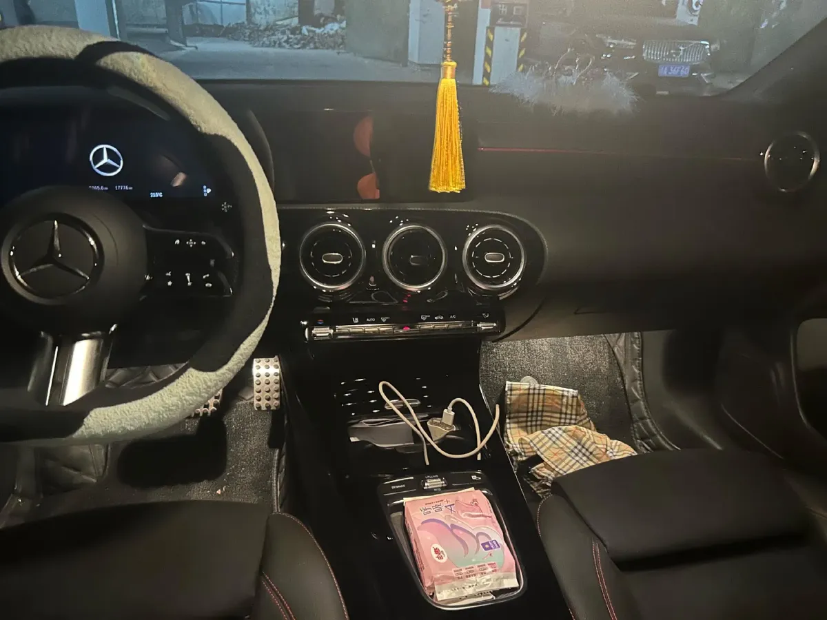 2024 Mercedes-Benz CLA Class 1.3T 163HP L4 7DCT,autocango,china used car exporter,china ev exporter,chinese used car exporter,chinese used ev exporter