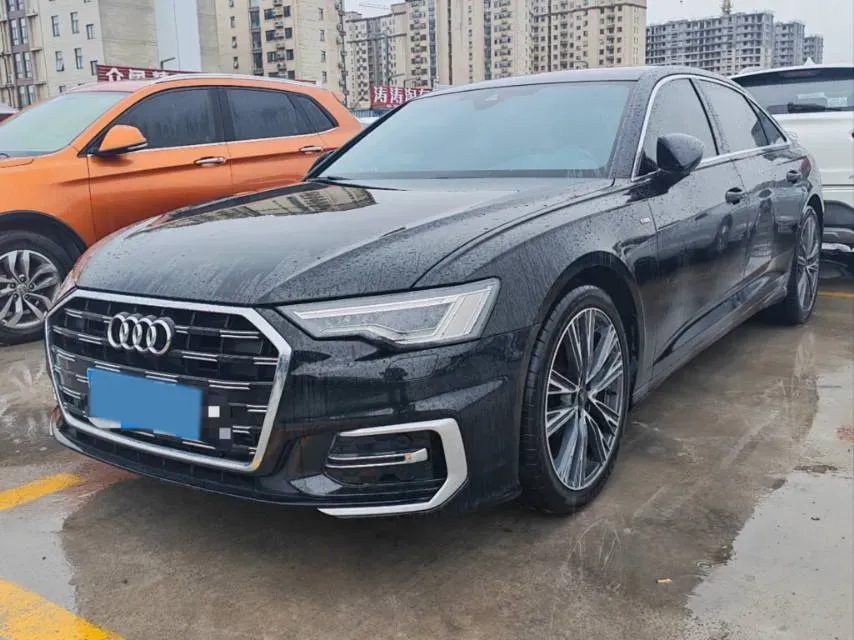 2023 Audi A6L 2.0T 245HP L4 7DCT,autocango,china used car exporter,china ev exporter,chinese used car exporter,chinese used ev exporter