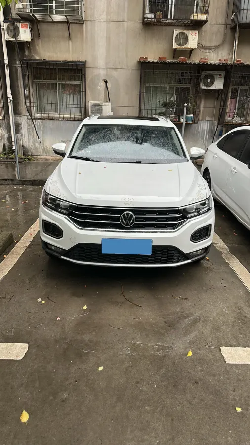 2020 Volkswagen T-Roc 1.4T 150HP L4 7DCT,autocango,china used car exporter,china ev exporter,chinese used car exporter,chinese used ev exporter