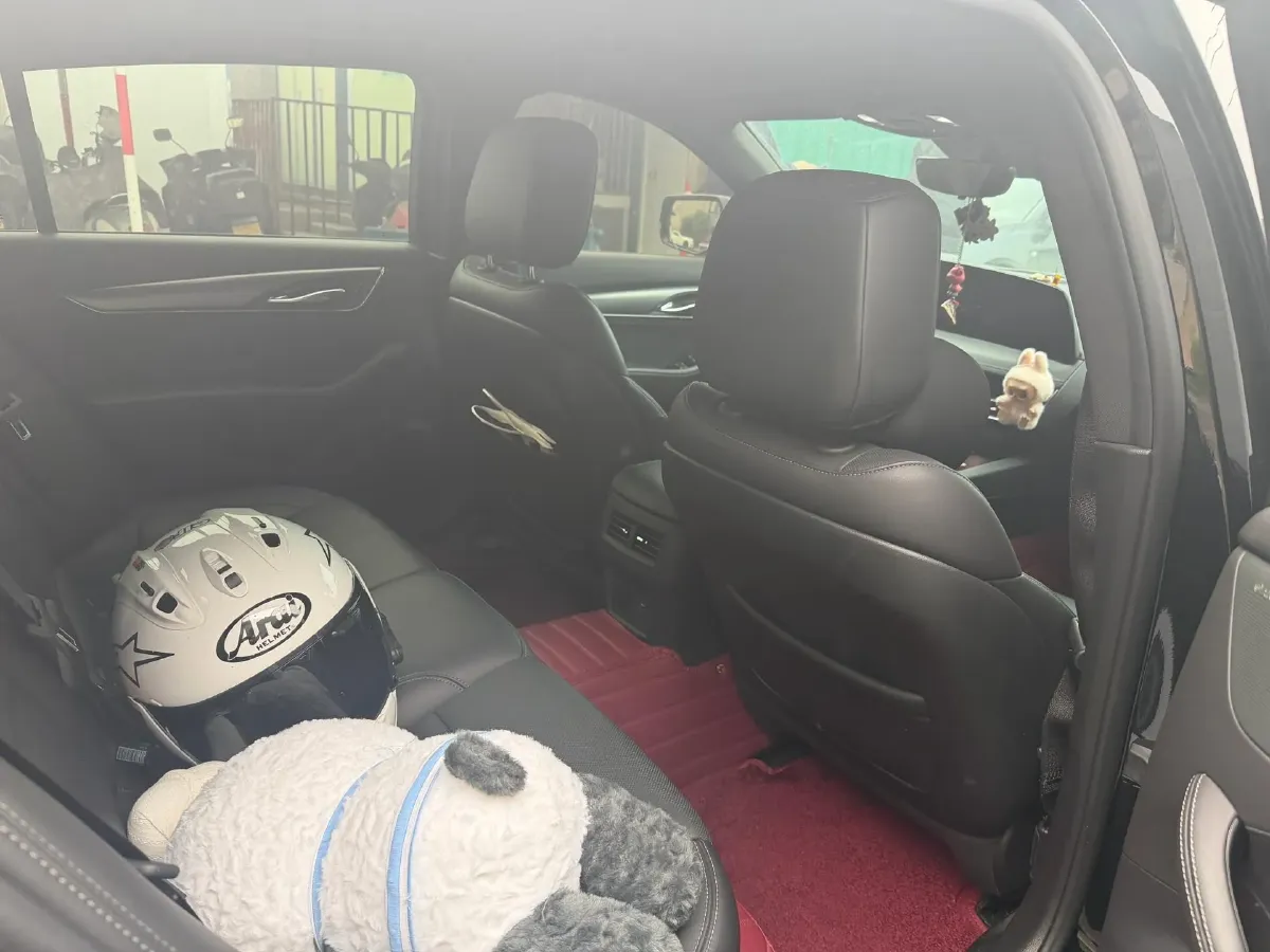 2024 Cadillac CT5 2.0T 237HP L4 10AT,autocango,china used car exporter,china ev exporter,chinese used car exporter,chinese used ev exporter