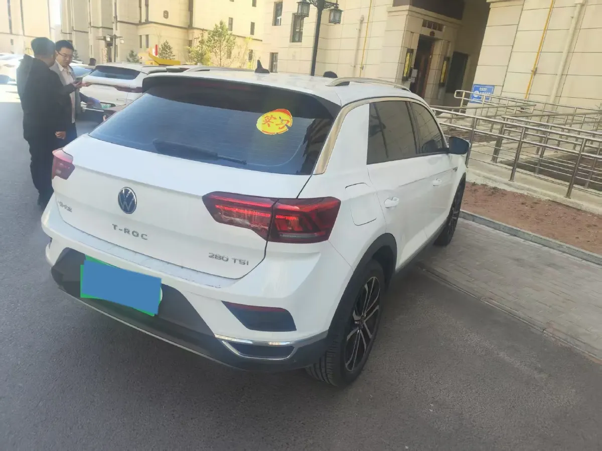 2021 Volkswagen T-Roc 1.4T 150HP L4 7DCT,autocango,china used car exporter,china ev exporter,chinese used car exporter,chinese used ev exporter
