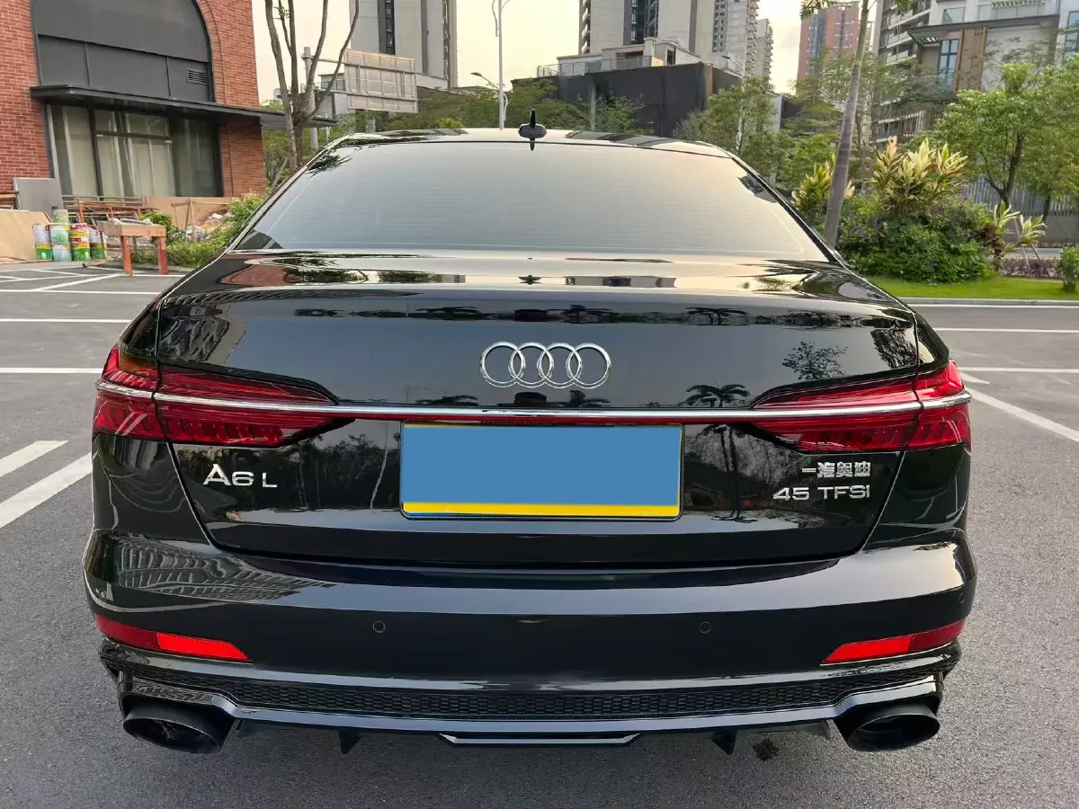 2023 Audi A6L 2.0T 245HP L4 7DCT,autocango,china used car exporter,china ev exporter,chinese used car exporter,chinese used ev exporter