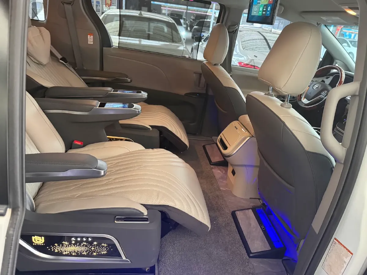 2019 Toyota Camry 2.0L 178HP L4 CVT,autocango,china used car exporter,china ev exporter,chinese used car exporter,chinese used ev exporter