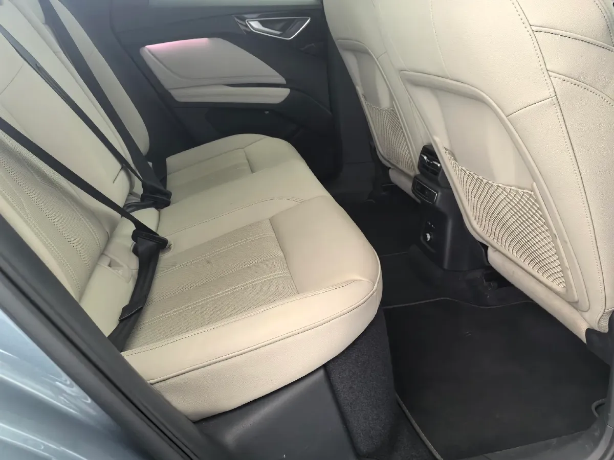 2022 Audi Q4 e-tron BEV 84.8KWH,autocango,china used car exporter,china ev exporter,chinese used car exporter,chinese used ev exporter