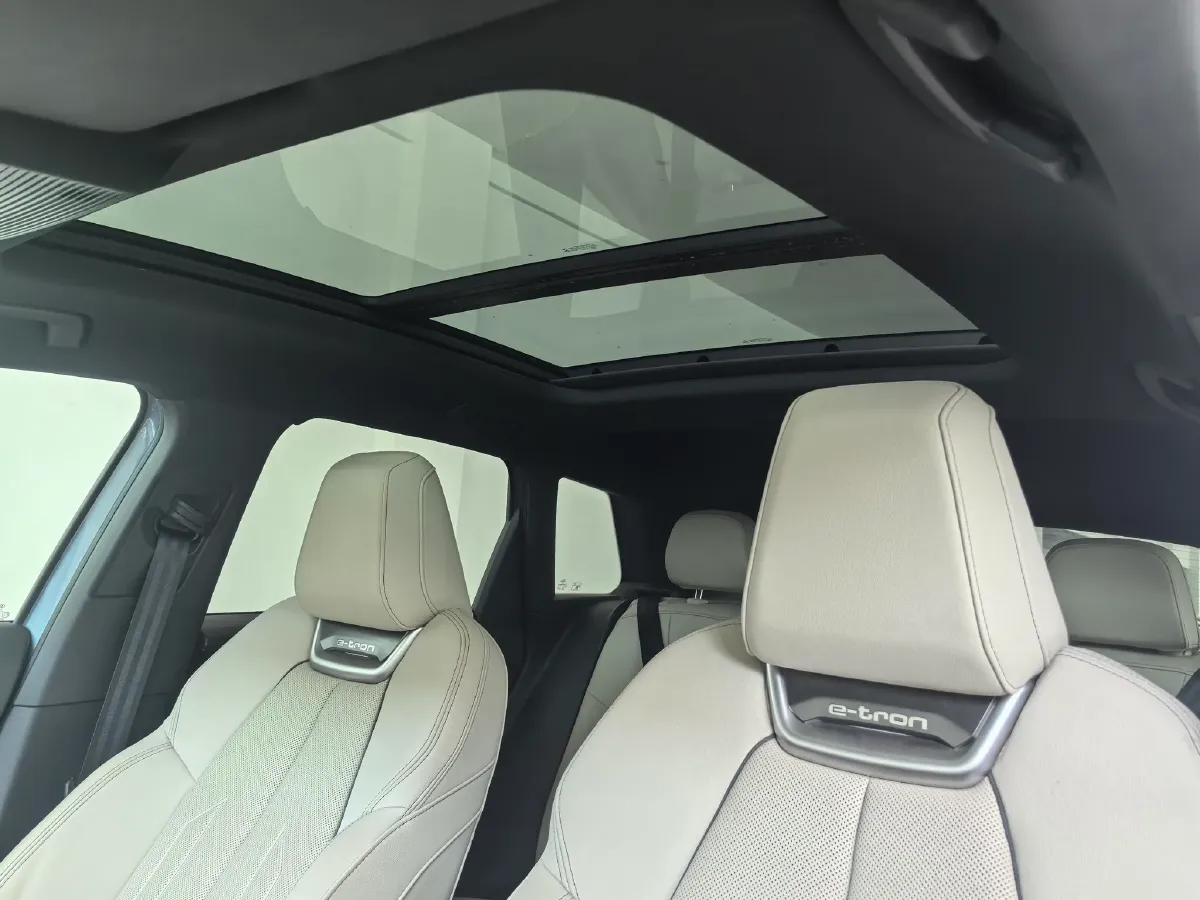 2022 Audi Q4 e-tron BEV 84.8KWH,autocango,china used car exporter,china ev exporter,chinese used car exporter,chinese used ev exporter