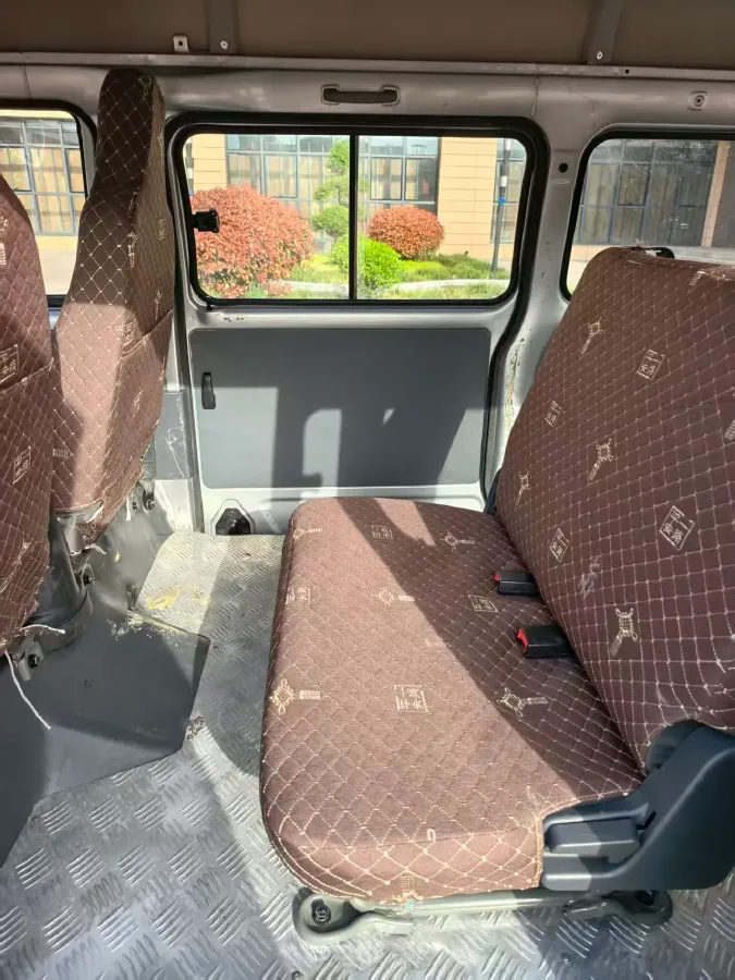 2020 WuLing ZhiGuang 1.2L 76HP L4 5MT,autocango,china used car exporter,china ev exporter,chinese used car exporter,chinese used ev exporter