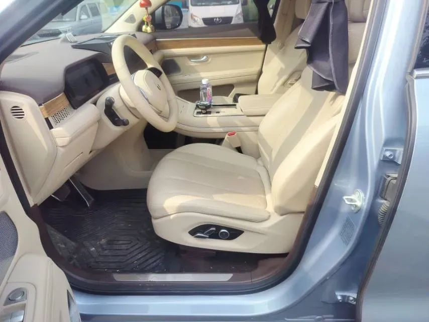 2024 AITO AITO M7 1.5T 152HP L4 REEV 40KWH,autocango,china used car exporter,china ev exporter,chinese used car exporter,chinese used ev exporter