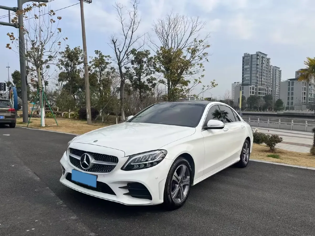 2021 Mercedes-Benz C Class 1.5T 184HP L4 9AT,autocango,china used car exporter,china ev exporter,chinese used car exporter,chinese used ev exporter