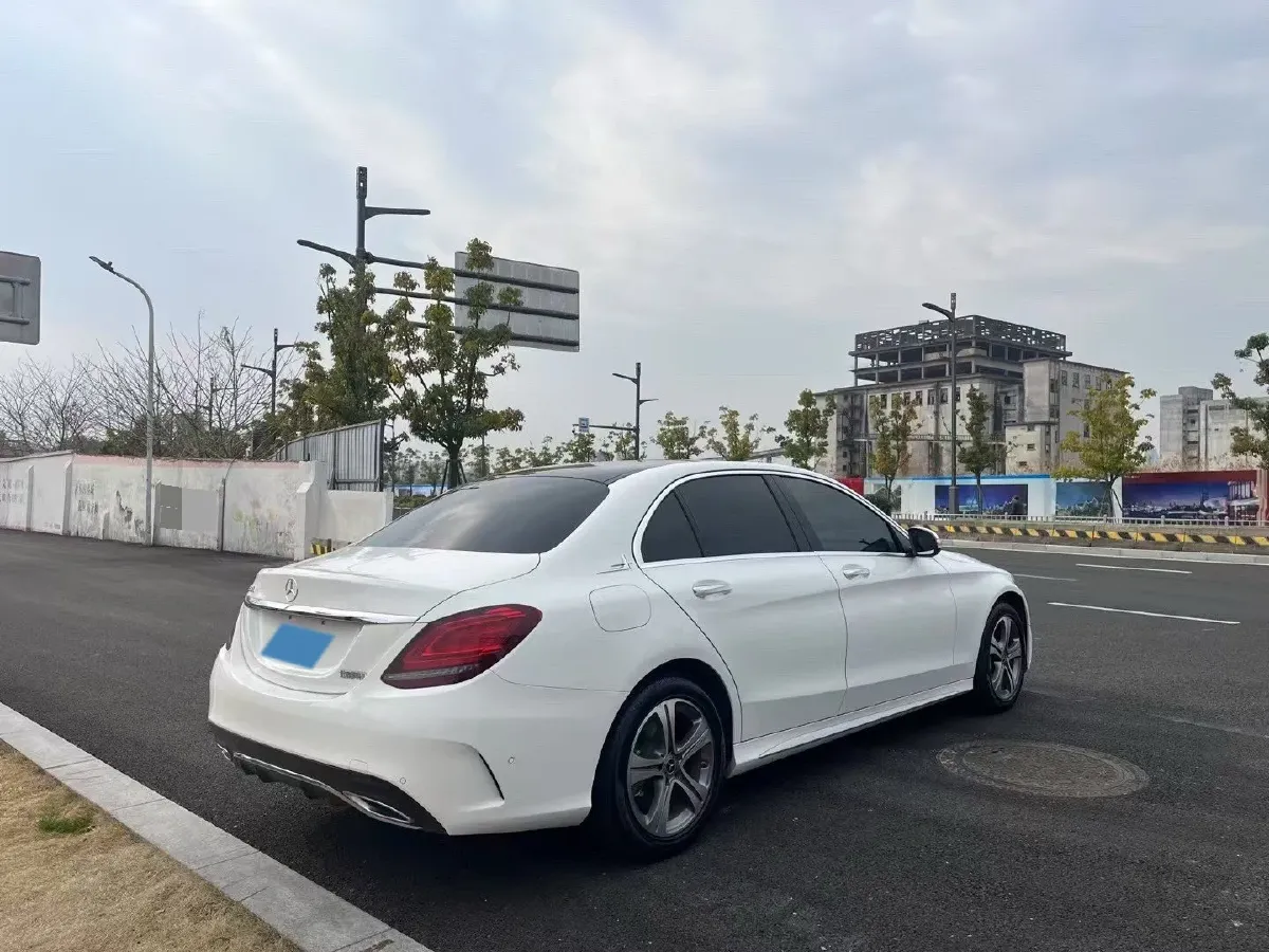 2021 Mercedes-Benz C Class 1.5T 184HP L4 9AT,autocango,china used car exporter,china ev exporter,chinese used car exporter,chinese used ev exporter