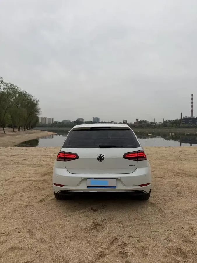 2018 Volkswagen Golf 1.6L 110HP L4 6AT,autocango,china used car exporter,china ev exporter,chinese used car exporter,chinese used ev exporter