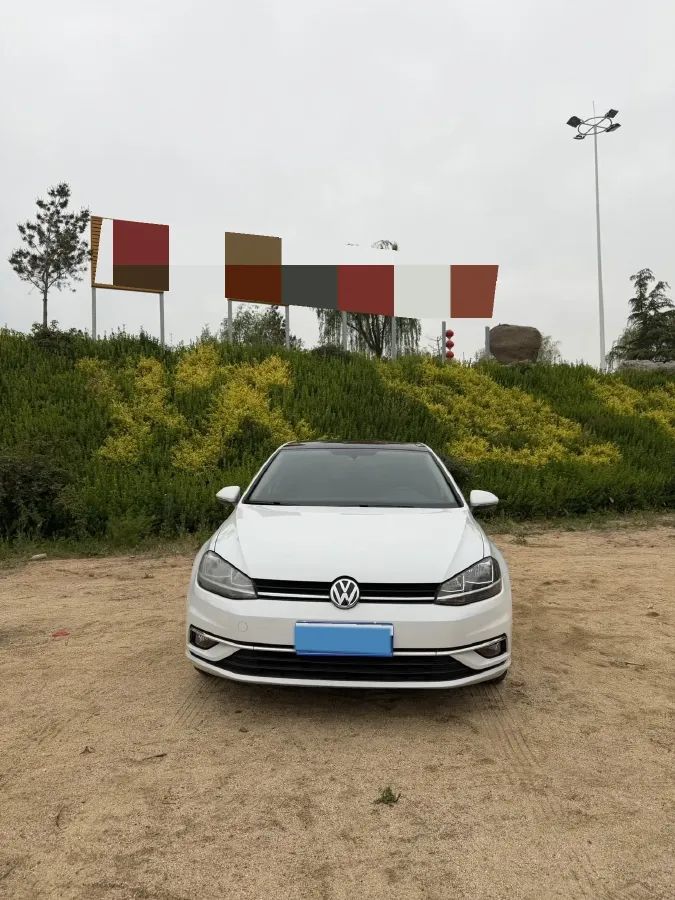 2018 Volkswagen Golf 1.6L 110HP L4 6AT,autocango,china used car exporter,china ev exporter,chinese used car exporter,chinese used ev exporter