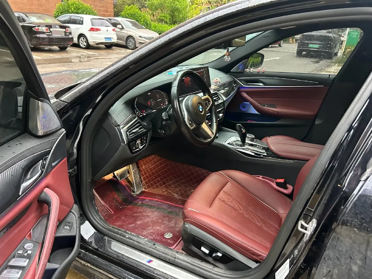 2021 BMW 5 Series 2.0T 184HP L4 8AT,autocango,china used car exporter,china ev exporter,chinese used car exporter,chinese used ev exporter