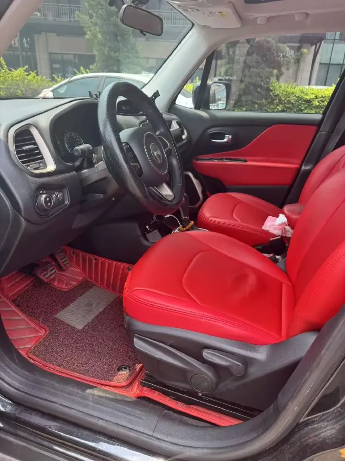 2017 Jeep Renegade 1.4T 150HP L4 7DCT,autocango,china used car exporter,china ev exporter,chinese used car exporter,chinese used ev exporter