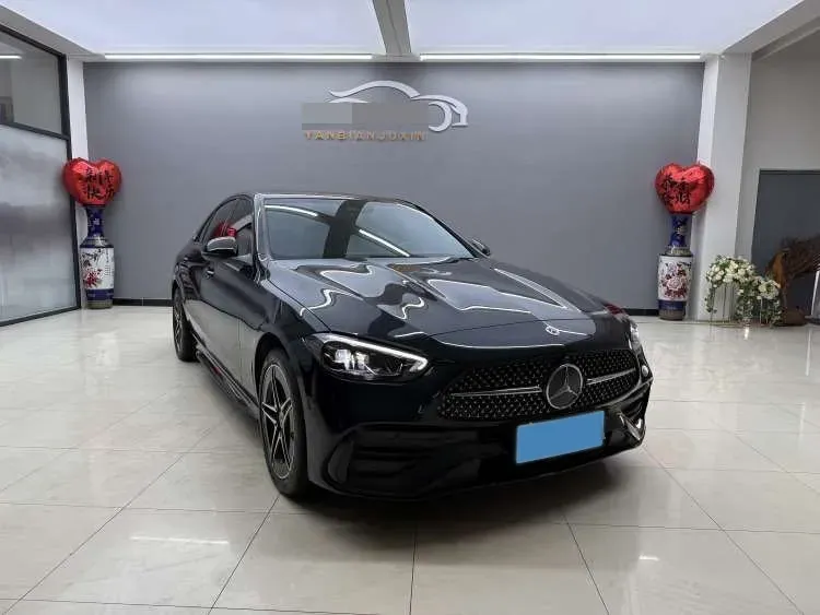 2024 Mercedes-Benz C Class 1.5T 204HP L4 9AT,autocango,china used car exporter,china ev exporter,chinese used car exporter,chinese used ev exporter