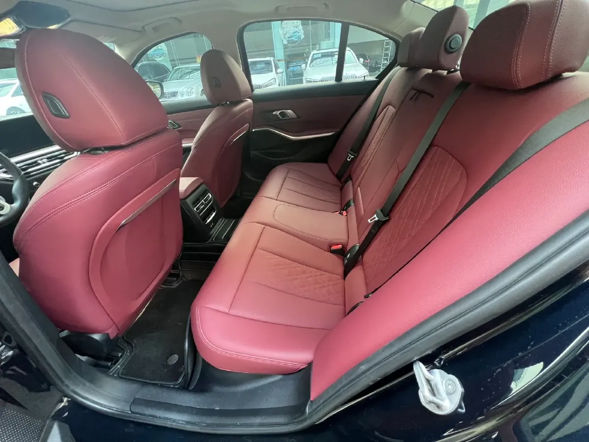 2023 BMW 3 Series 2.0T 184HP L4 8AT,autocango,china used car exporter,china ev exporter,chinese used car exporter,chinese used ev exporter