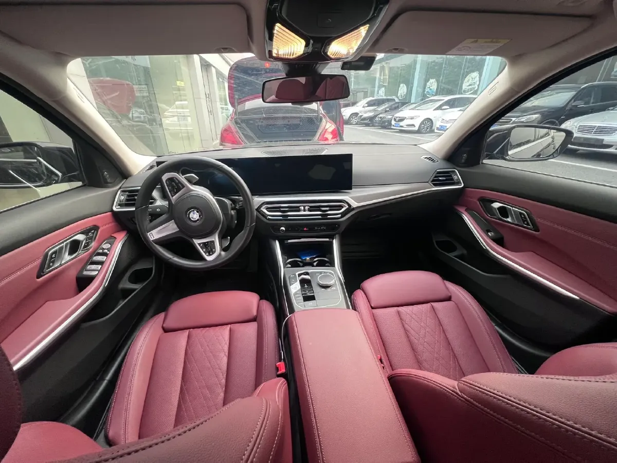 2023 BMW 3 Series 2.0T 184HP L4 8AT,autocango,china used car exporter,china ev exporter,chinese used car exporter,chinese used ev exporter