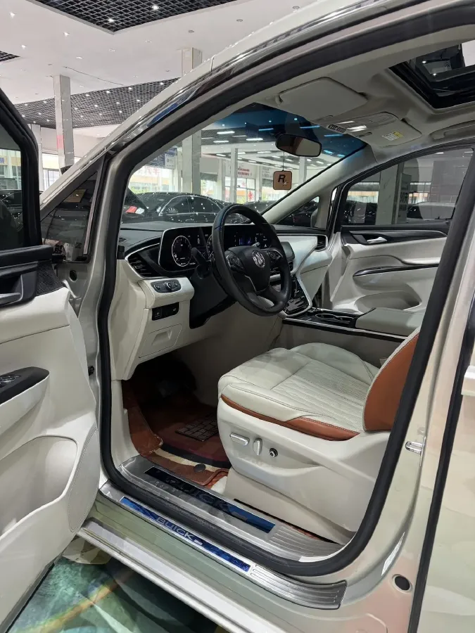 2021 Buick GL8 2.0T 237HP L4 9AT,autocango,china used car exporter,china ev exporter,chinese used car exporter,chinese used ev exporter