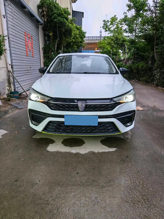 2021 Roewe i5 1.5L 120HP L4 CVT,autocango,china used car exporter,china ev exporter,chinese used car exporter,chinese used ev exporter