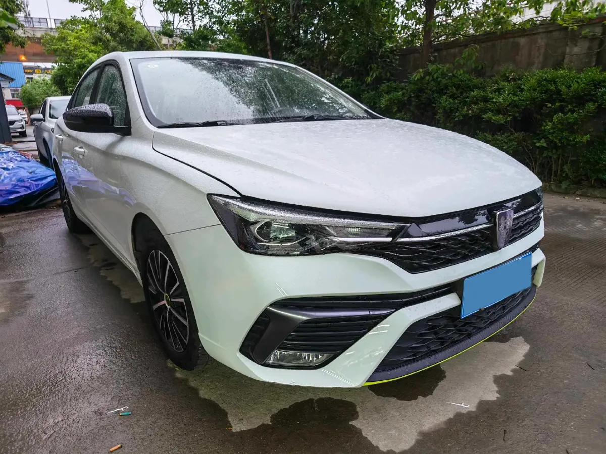 2021 Roewe i5 1.5L 120HP L4 CVT,autocango,china used car exporter,china ev exporter,chinese used car exporter,chinese used ev exporter