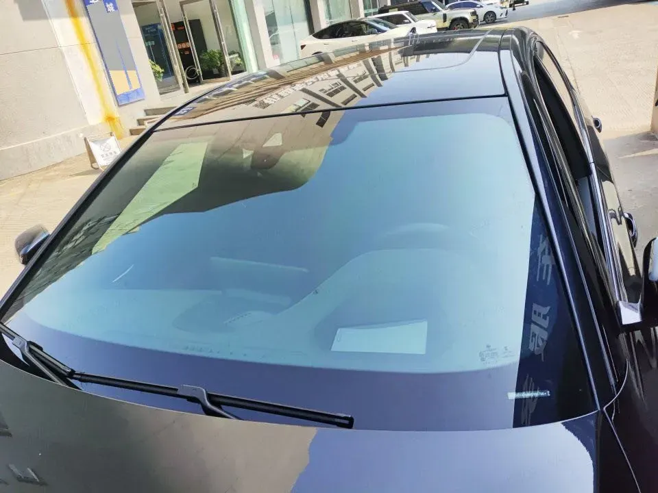 2021 BMW 5 Series 2.0T 252HP L4 8AT,autocango,china used car exporter,china ev exporter,chinese used car exporter,chinese used ev exporter